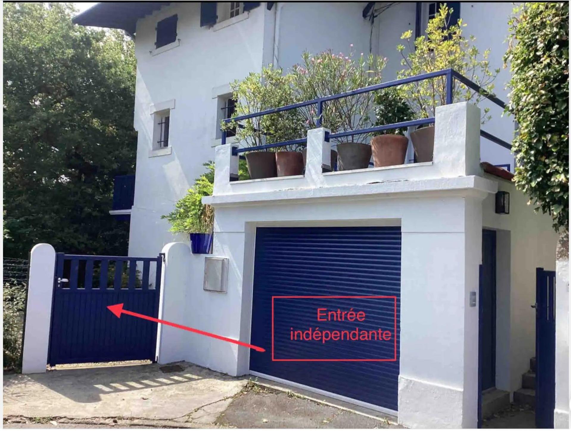 Mendiska Bed & Breakfast บาย็อนน์ ภายนอก รูปภาพ